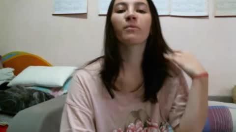 Bella online show from 10/28/25, 09:02