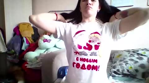 Bella online show from 04/07/26, 08:37