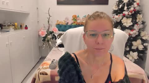 wilma online show from 11/29/25, 08:06