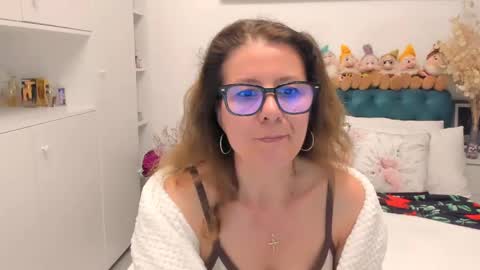 Snapshot of prettyblackeyes chatting on 05/06/26, 07:52 wilma online show from 05/06/26, 07:52