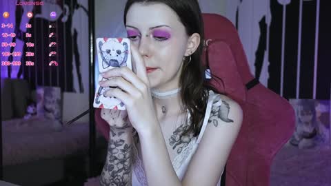 Violet online show from 02/08/25, 11:02