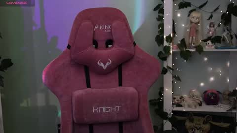 Violet online show from 01/11/26, 03:11