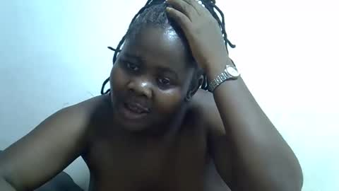 Snapshot of prettybooty1 chatting on 10/09/25, 05:22 prettybooty1 online show from 10/09/25, 05:22