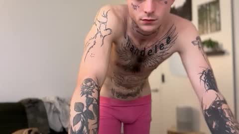 pretty boy online show from 05/08/26, 03:23