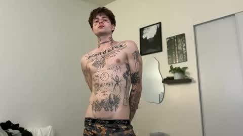 pretty boy online show from 05/12/26, 04:20