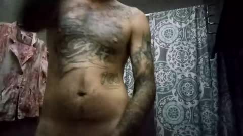 Snapshot of prettyboytatted69 chatting on 12/14/24, 11:29 Prettyslangin69 FYPM online show from 12/14/24, 11:29