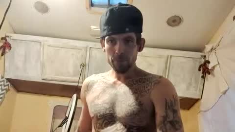 Snapshot of prettyboytatted69 chatting on 01/05/25, 01:58 Prettyslangin69 FYPM online show from 01/05/25, 01:58