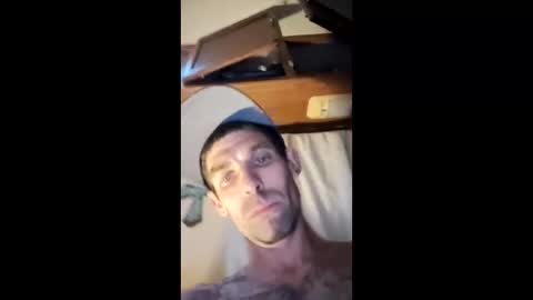 Snapshot of prettyboytatted69 chatting on 02/27/25, 07:44 Prettyslangin69 FYPM online show from 02/27/25, 07:44