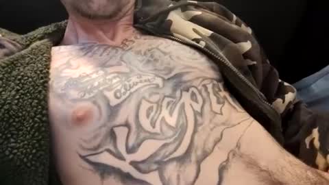 Snapshot of prettyboytatted69 chatting on 03/02/25, 05:14 Prettyslangin69 FYPM online show from 03/02/25, 05:14