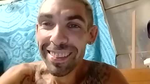 Snapshot of prettyboytatted69 chatting on 09/24/25, 06:06 Prettyslangin69 FYPM online show from 09/24/25, 06:06