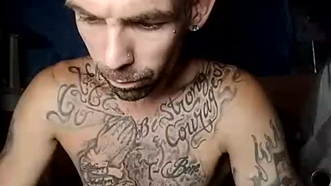 Snapshot of prettyboytatted69 chatting on 09/26/25, 04:38 Prettyslangin69 FYPM online show from 09/26/25, 04:38