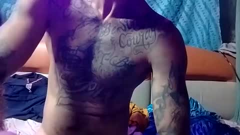 Snapshot of prettyboytatted69 chatting on 10/08/25, 02:31 Prettyslangin69 FYPM online show from 10/08/25, 02:31