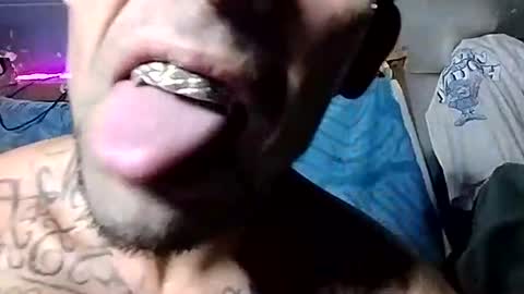 Snapshot of prettyboytatted69 chatting on 10/17/25, 11:02 Prettyslangin69 FYPM online show from 10/17/25, 11:02