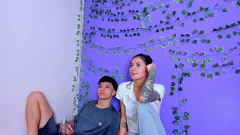 Snapshot of prettybunnies08 chatting on 02/06/25, 05:25 Enzo Denis online show from 02/06/25, 05:25