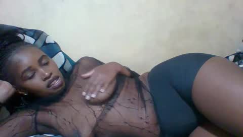 prettycarl_2 online show from 01/17/25, 06:04