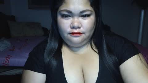 Snapshot of prettycarla_ chatting on 02/18/26, 12:28 prettycarla online show from 02/18/26, 12:28