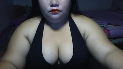 Snapshot of prettycarla_ chatting on 04/23/26, 12:23 prettycarla online show from 04/23/26, 12:23