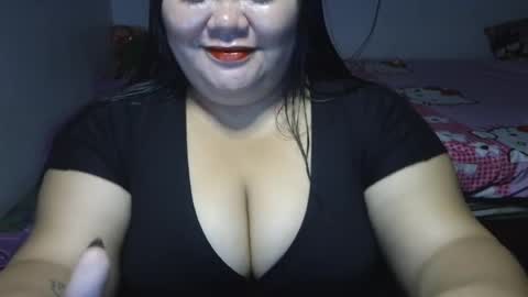 Snapshot of prettycarla_ chatting on 04/29/26, 11:33 prettycarla online show from 04/29/26, 11:33