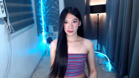 Snapshot of prettycumnotes69 chatting on 03/11/25, 11:23 ASHLEY online show from 03/11/25, 11:23
