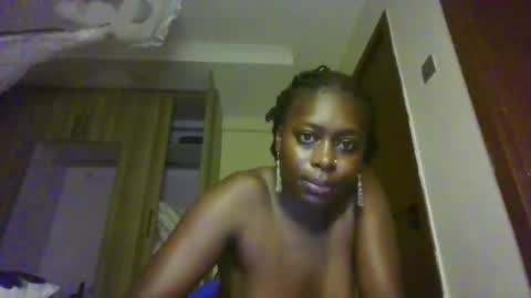 prettydulce online show from 04/21/26, 03:13