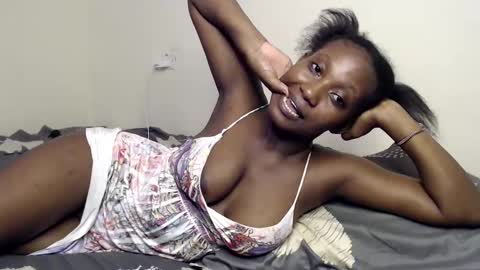 Snapshot of prettygoddess1 chatting on 03/03/25, 11:11 Mary online show from 03/03/25, 11:11