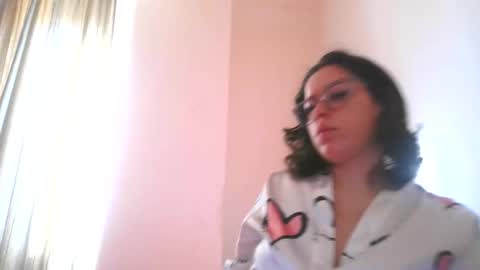 prettyjulliette online show from 10/22/25, 12:05