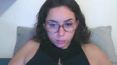 prettyjulliette online show from 11/24/25, 02:06
