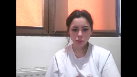 prettyjulliette online show from 01/17/26, 12:43