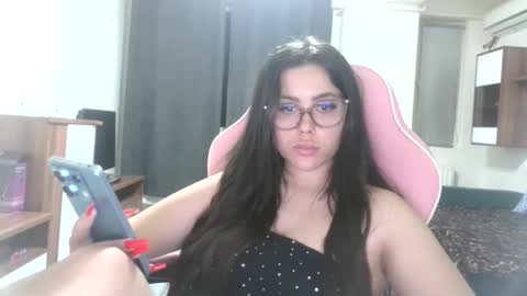 prettyjulliette online show from 05/26/26, 09:22