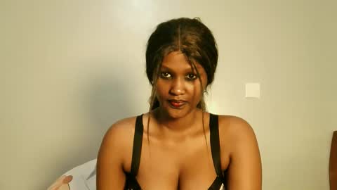 Snapshot of prettykeilaa chatting on 06/05/26, 06:46 prettykeilaa online show from 06/05/26, 06:46