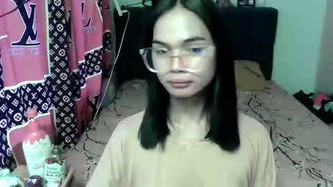prettykhelcy online show from 06/08/26, 11:38