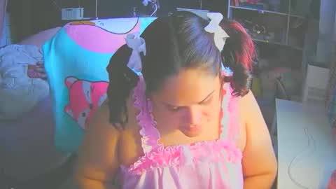 prettykittymami69 online show from 12/17/25, 03:40