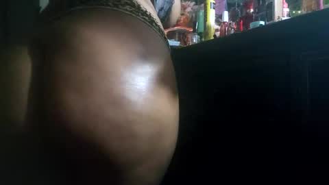 Mona Red online show from 03/05/25, 11:38