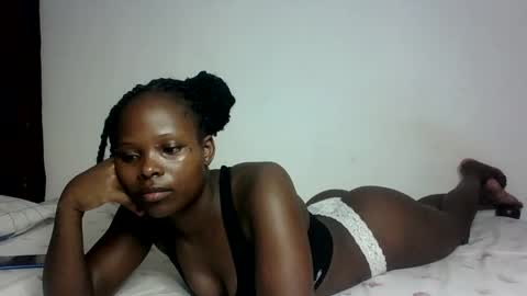 Melly online show from 03/08/25, 07:09