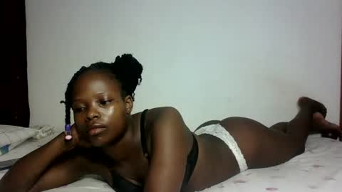 Melly online show from 03/09/25, 12:21