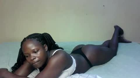 Melly online show from 09/10/25, 01:38