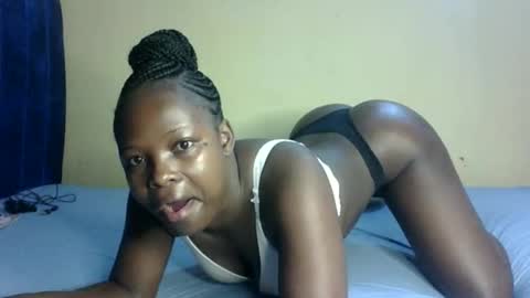 Melly online show from 10/07/25, 12:19