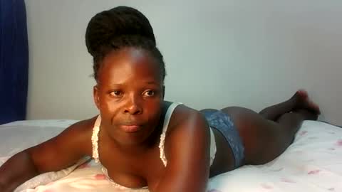 Snapshot of prettymelly_ chatting on 02/06/26, 06:55 Melly online show from 02/06/26, 06:55