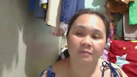 Snapshot of prettynhing chatting on 01/10/25, 03:48 Nhing online show from 01/10/25, 03:48