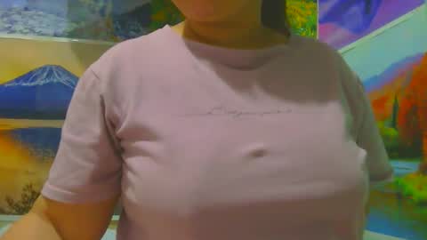 Snapshot of prettynhing chatting on 11/29/25, 04:43 Nhing online show from 11/29/25, 04:43