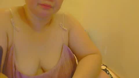 Nhing online show from 04/18/26, 03:43