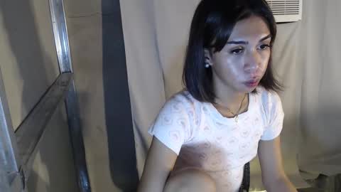 Snapshot of prettyodette chatting on 11/14/25, 03:27 Odette online show from 11/14/25, 03:27