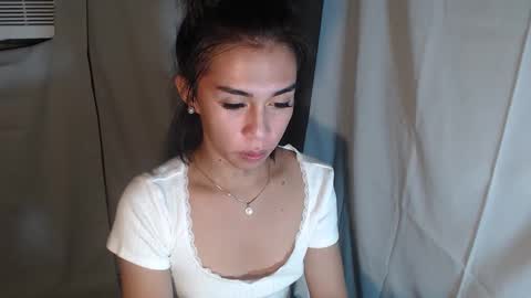 Snapshot of prettyodette chatting on 11/23/25, 05:57 Odette online show from 11/23/25, 05:57