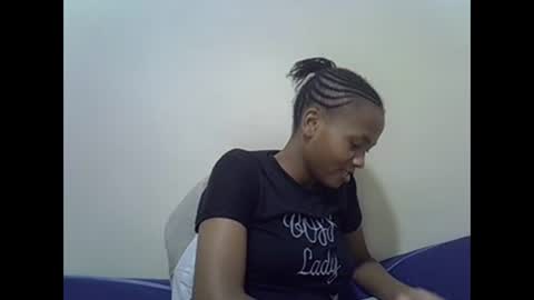 Snapshot of prettyqueenn1 chatting on 01/26/25, 02:52 sharon online show from 01/26/25, 02:52