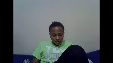 Snapshot of prettyqueenn1 chatting on 02/07/25, 06:02 sharon online show from 02/07/25, 06:02