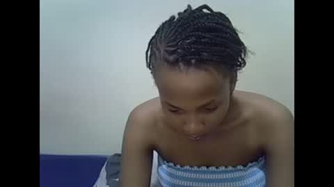 Snapshot of prettyqueenn1 chatting on 03/09/25, 03:27 sharon online show from 03/09/25, 03:27