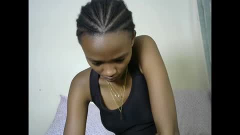 Snapshot of prettyquiny254 chatting on 09/16/25, 12:50 prettyquiny254 online show from 09/16/25, 12:50