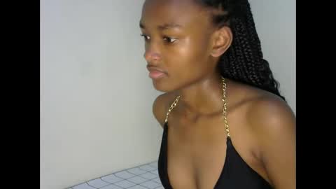 Snapshot of prettyquiny254 chatting on 10/01/25, 10:38 prettyquiny254 online show from 10/01/25, 10:38