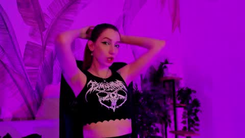 Snapshot of prettyreckess chatting on 01/09/25, 07:42 Mila -NONUDE MODEL online show from 01/09/25, 07:42