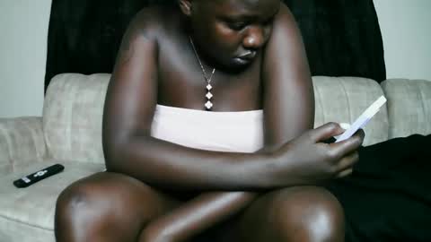 Snapshot of prettyreen chatting on 03/02/25, 01:49 prettyreen online show from 03/02/25, 01:49